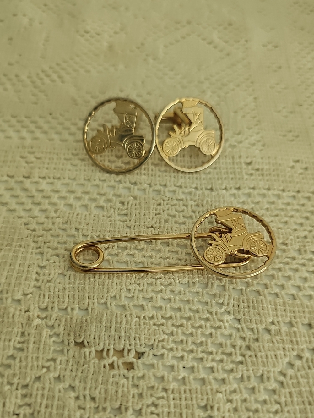 Avon Model T Cufflinks And Tie Pin